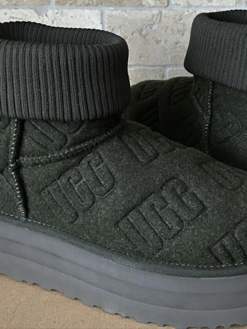 Ugg Forest Night Classic Mini Platform Sz 9